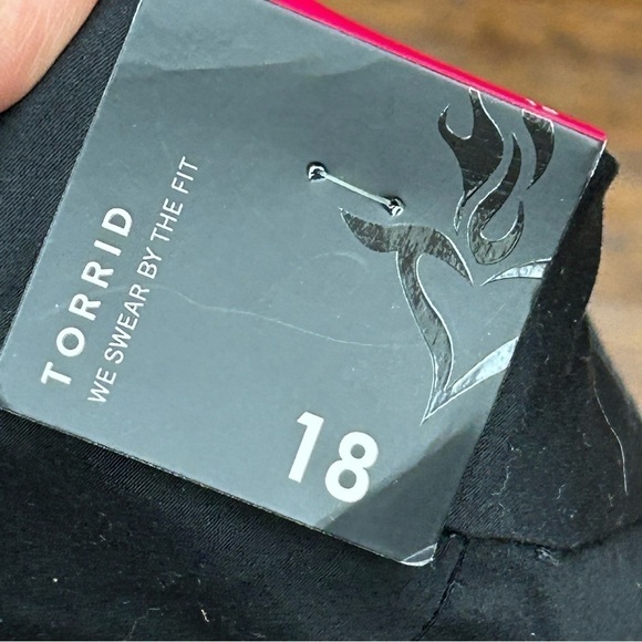 Torrid sateen shorts NWT - Picture 5 of 6